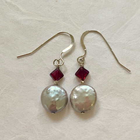 Luna Earrings - Silver (pearl & garnet diamonds)